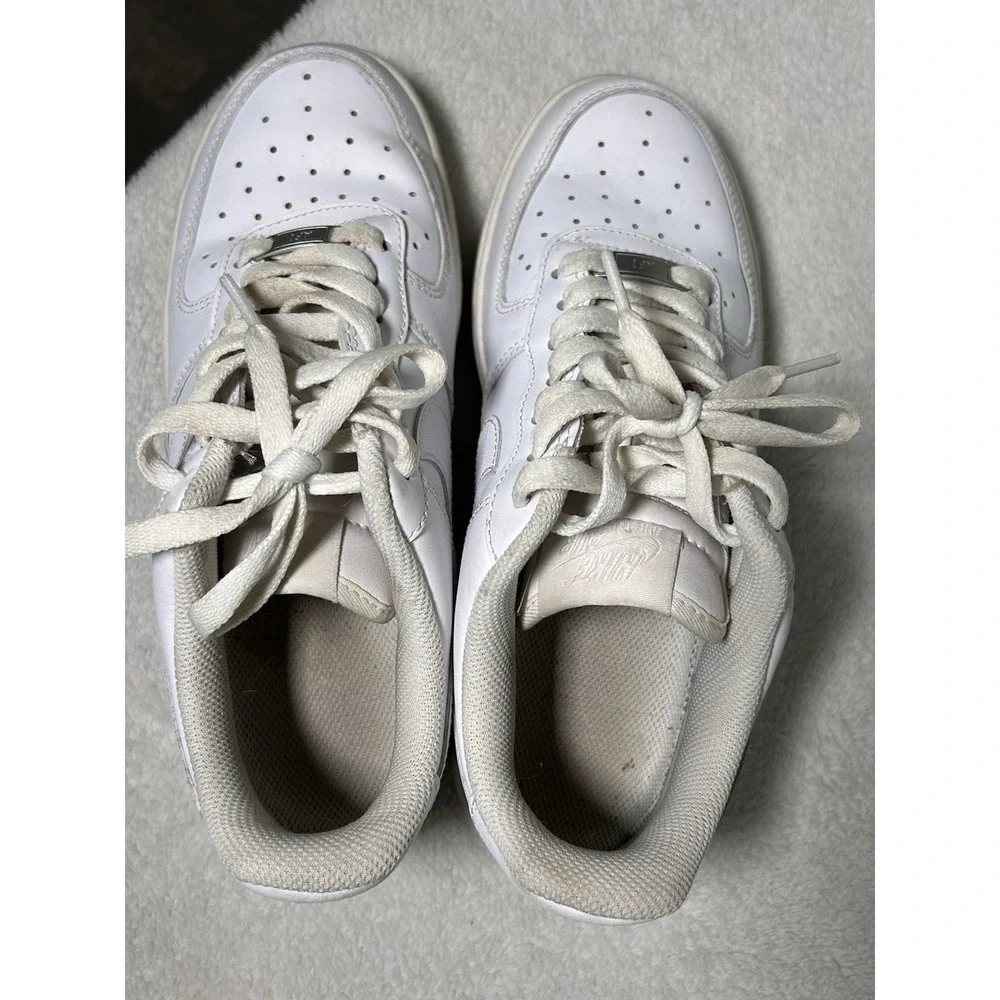 Nike Air Force 1 '07 Shoes Womens Size 8 White Leather Cushioned DD8959-100